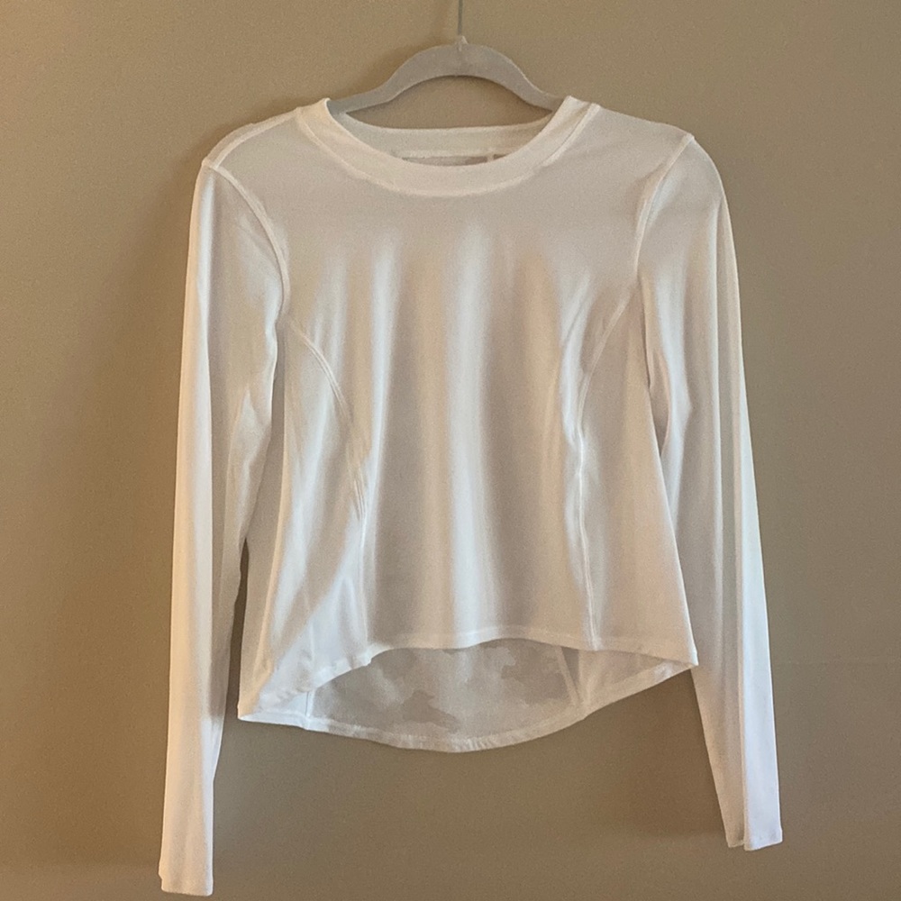 Lululemon sheer will long sleeve top in white with camo back!